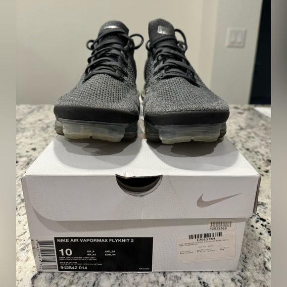 Nike Air VaporMax Flyknit 2 “Chrome” - Picture 5 of 6